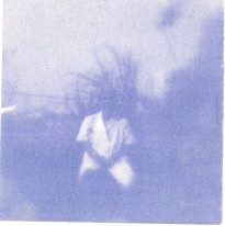 <b>図　首のない人の写真</b>