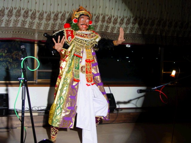 20051123nigiwai161.JPG