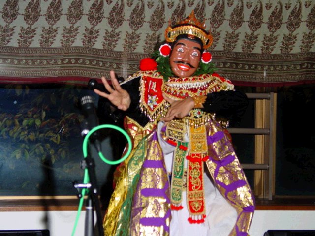 20051123nigiwai163.JPG