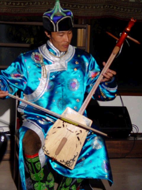 20051123nigiwai200.JPG