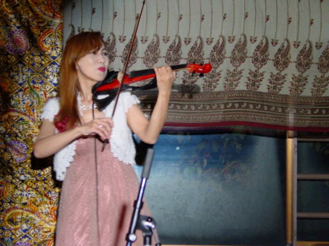 20051123nigiwai209.JPG